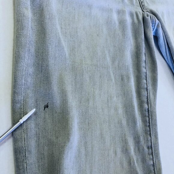 American Eagle Next Level Stretch Low Rise Distressed Flare Jeans Size 2 Regular - Picture 8 of 16